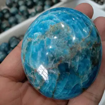 110g Sinine APATIIT Crystal Poleeritud Palm Kivi - Madagaskar
